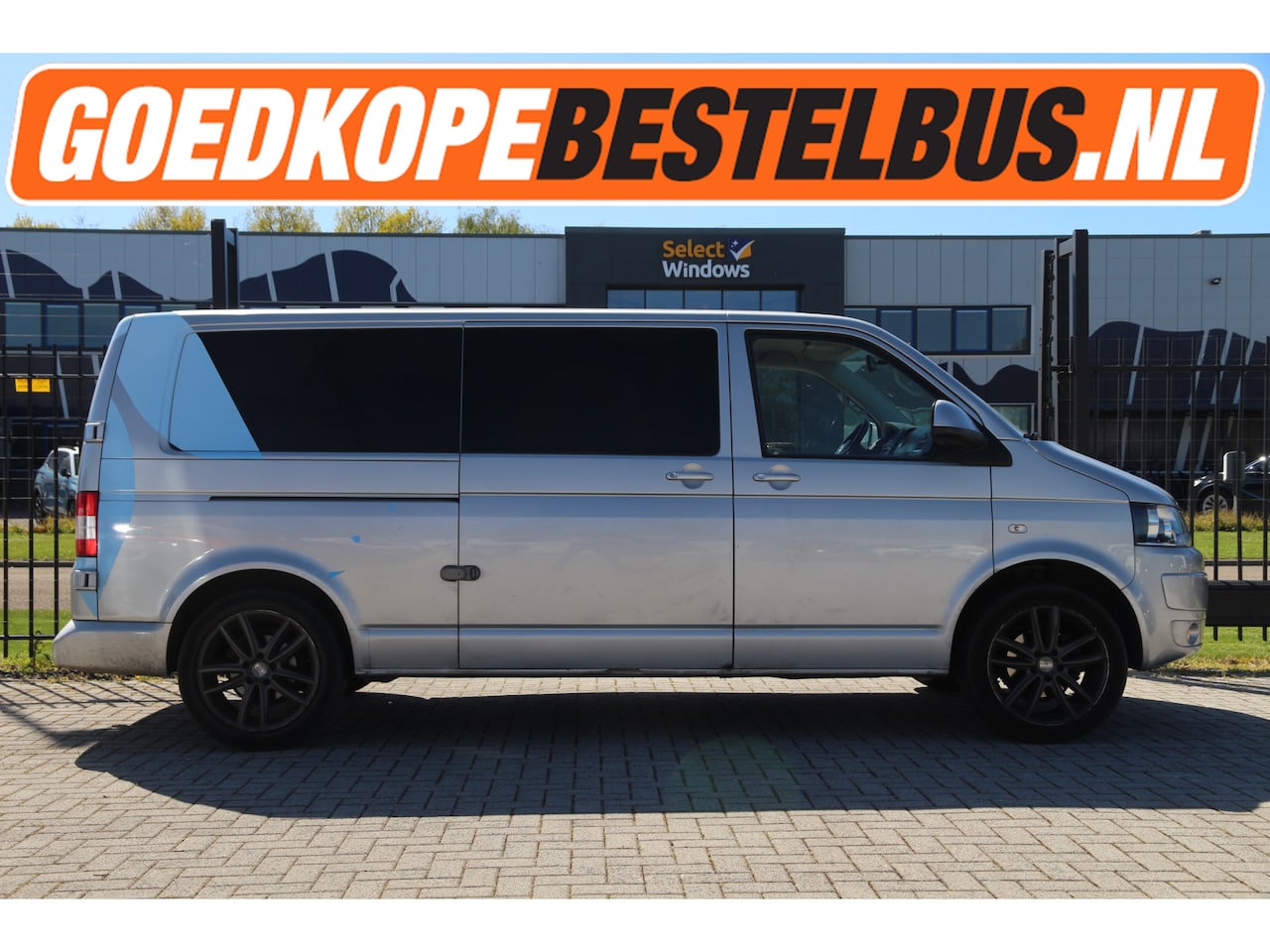 Volkswagen Transporter - 2.0 TDI 102PK / L2H1 / Trekhaak / APK 01-2027 / Airco.. - AutoWereld.nl