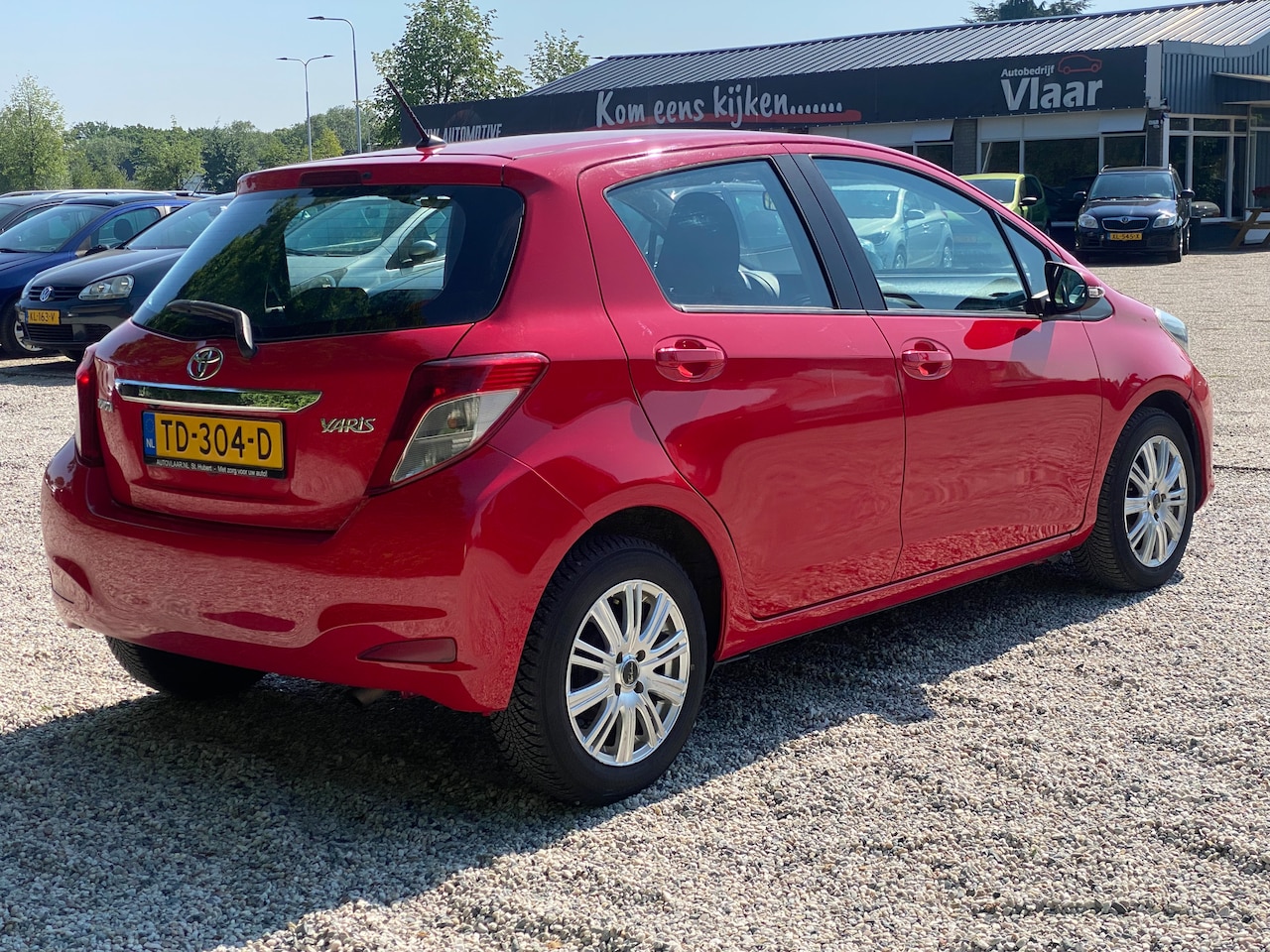 Toyota Yaris - 1.3 VVT-i Dynamic DEALER ONDERHOUDEN MET FLIPPERS OM TE SCHAKELEN