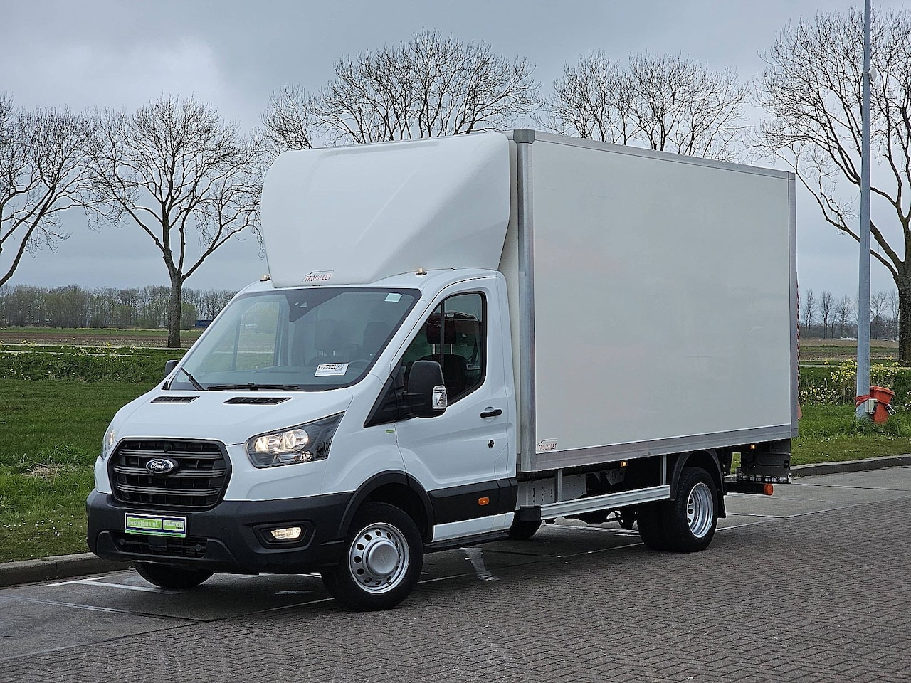 Ford Transit - 350 2.0 TDCI Bakwagen Laadklep Airco Zijdeur Dubbellucht Spoiler Euro6 BPM-Vrij Euro6! - AutoWereld.nl