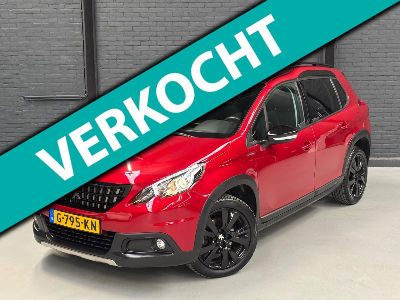 Peugeot 2008 - 1.2 (130 pk) GT-Line automaat - panoramadak - camera - AutoWereld.nl