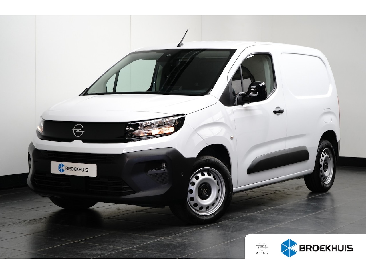 Opel Combo - 1.5D 130PK Automaat L1 Airco | Cruise control | Navigatie | Achteruitrijcamera | Laadruimt - AutoWereld.nl