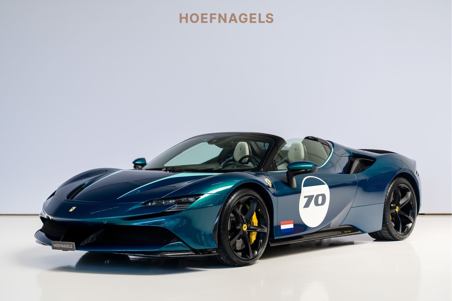 Ferrari SF90 Spider - 4.0 V8 Cavalcade, Tailor Made, Assetto Fiorano Wing - AutoWereld.nl