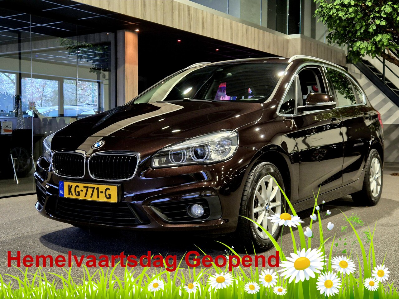 BMW 2-serie Active Tourer - 218i Centennial Executive Navi | Sensoren | Trekhaak | Clima - AutoWereld.nl