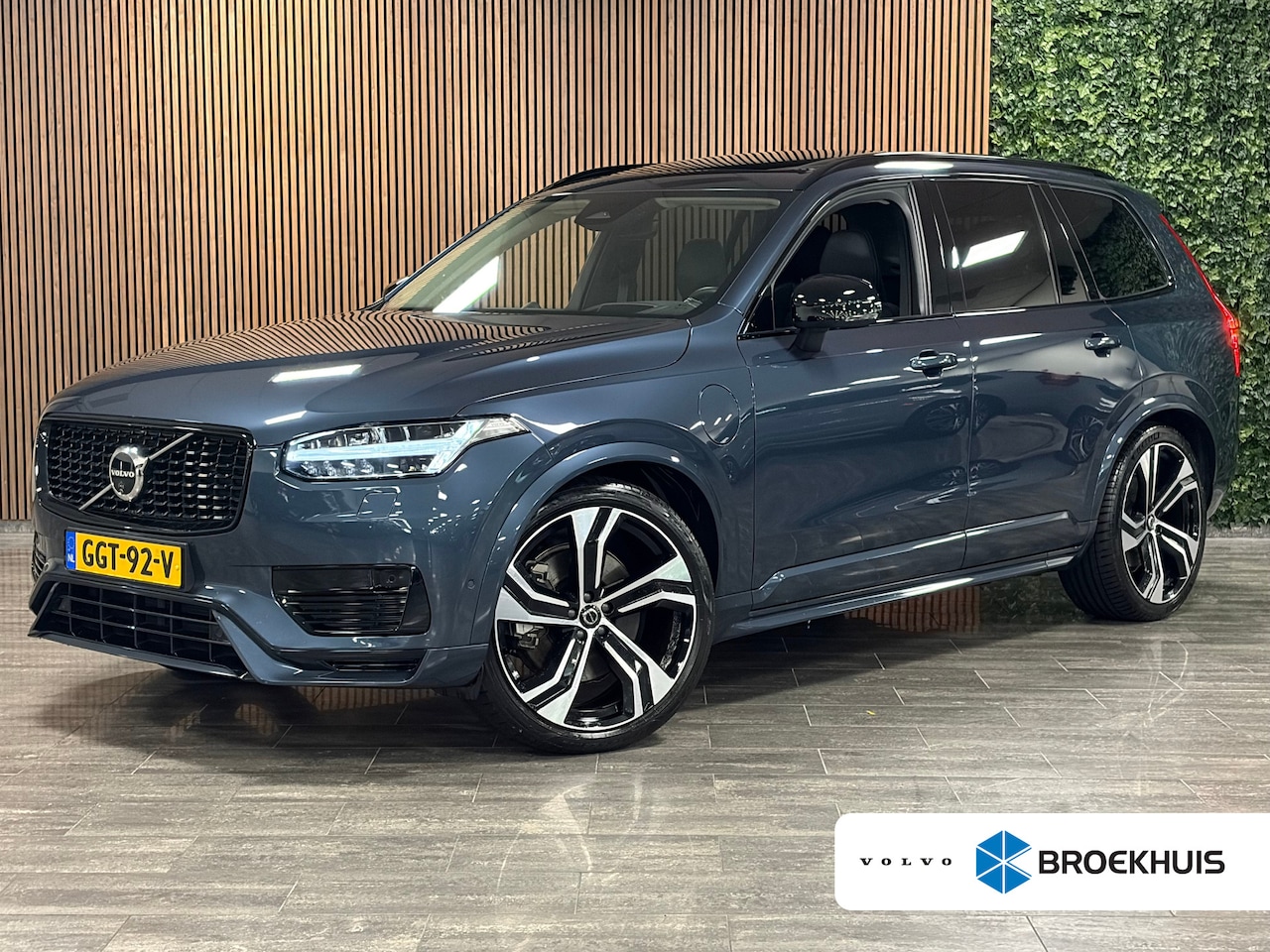 Volvo XC90 - T8 AWD Recharge Ultra Dark | Vol! | Bowers & Wilkins | Luchtvering | Stoelventilatie | Tre - AutoWereld.nl