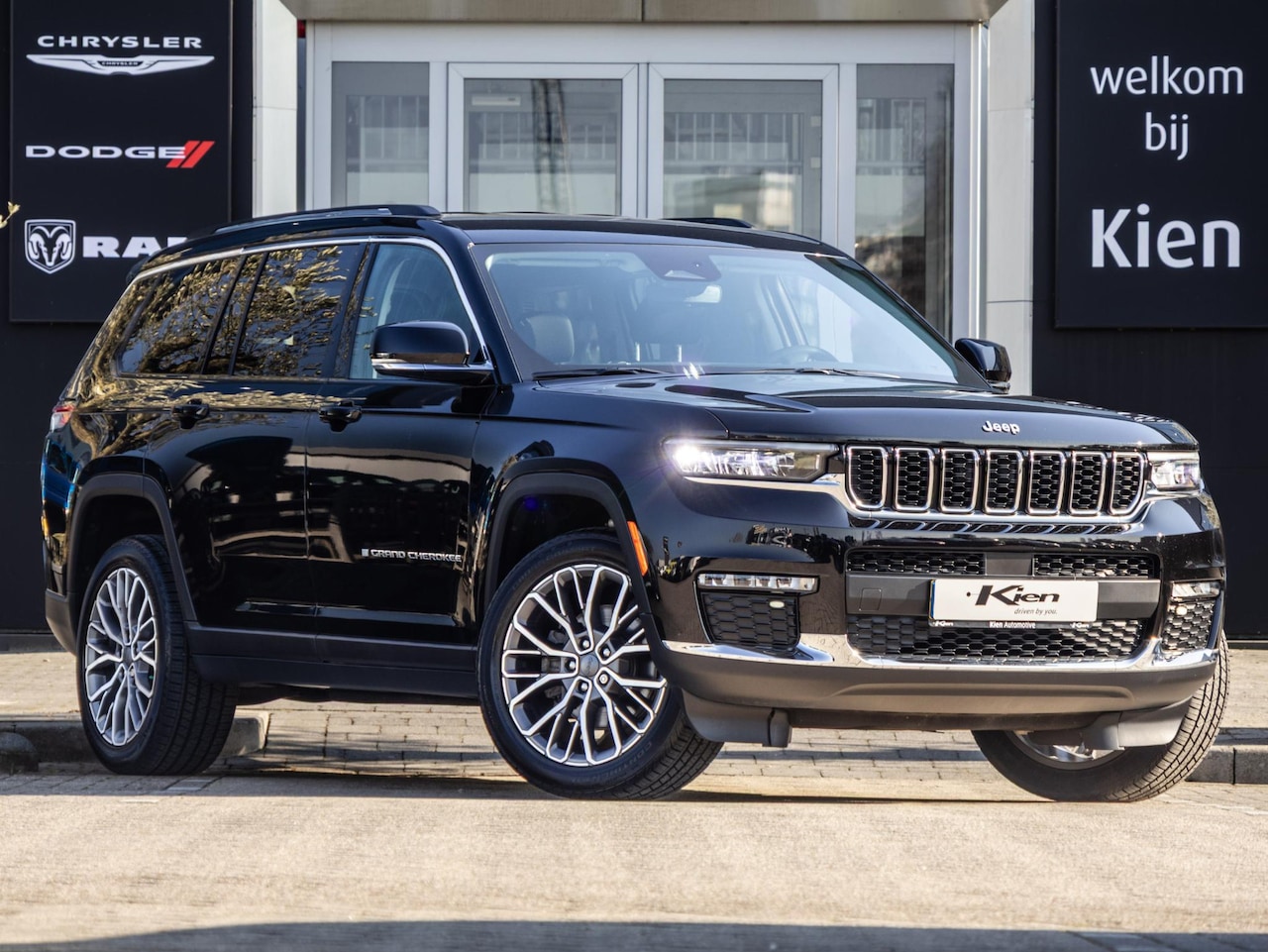 Jeep Grand Cherokee - 3.6 LWB Limited | 6 Persoons | ACC | Stoel- & stuurverwarmining | Elek. stoel | - AutoWereld.nl