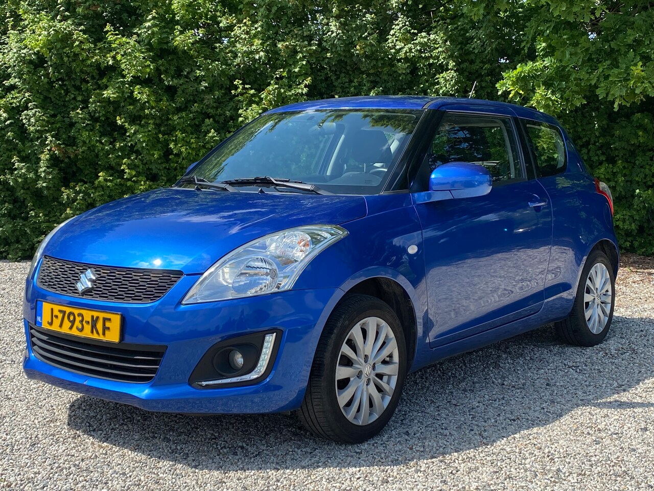 Suzuki Swift - 1.2 Comfort EASSS Zeer mooie auto met heel weinig km's!!!