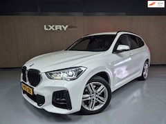 BMW X1 - XDrive20i High Executive | Clima | Navi | Pano | Cruise | Camera | Stoelverwarming |