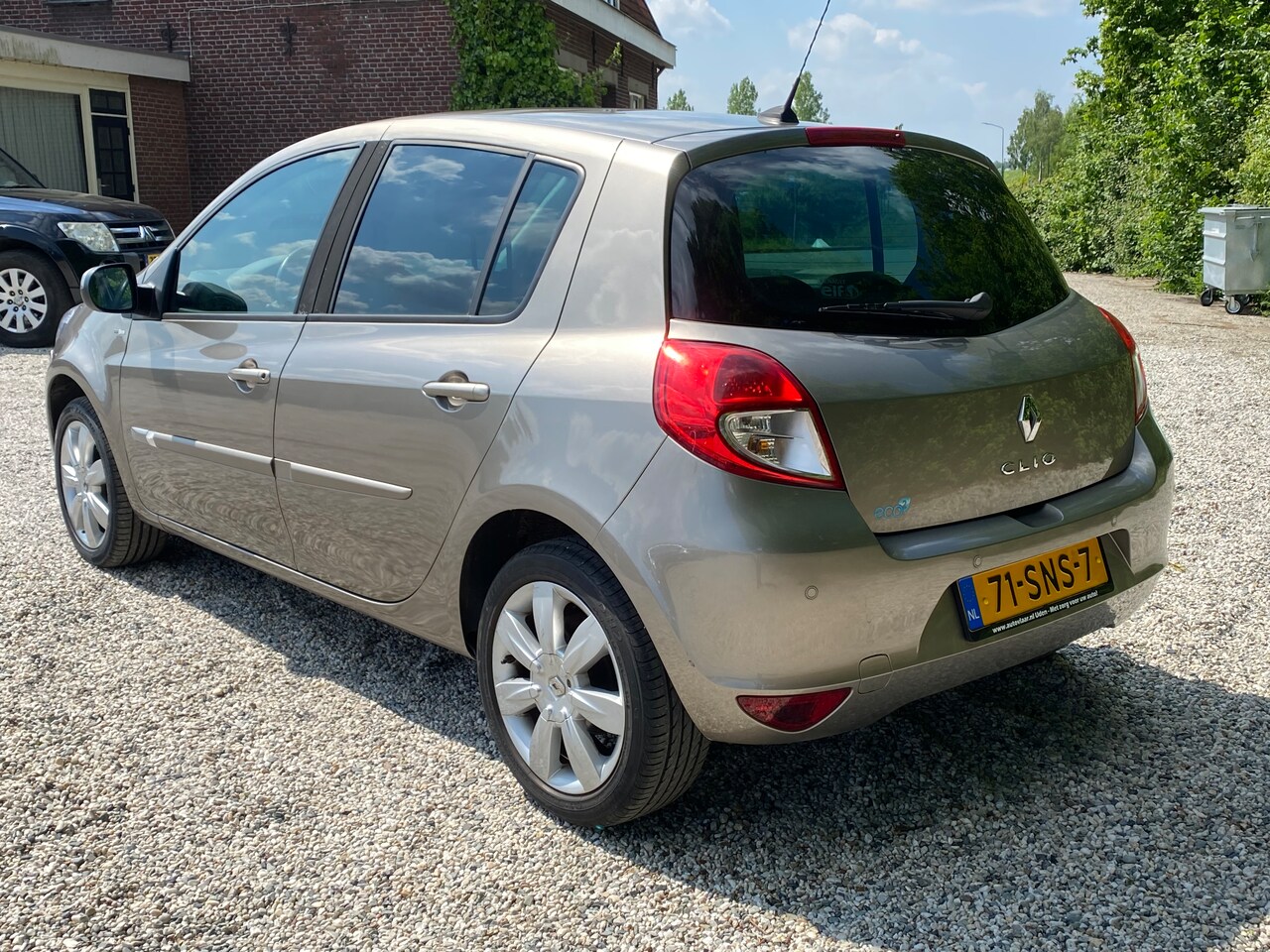Renault Clio - 1.6  Night & Day afleveringsklaar !!!