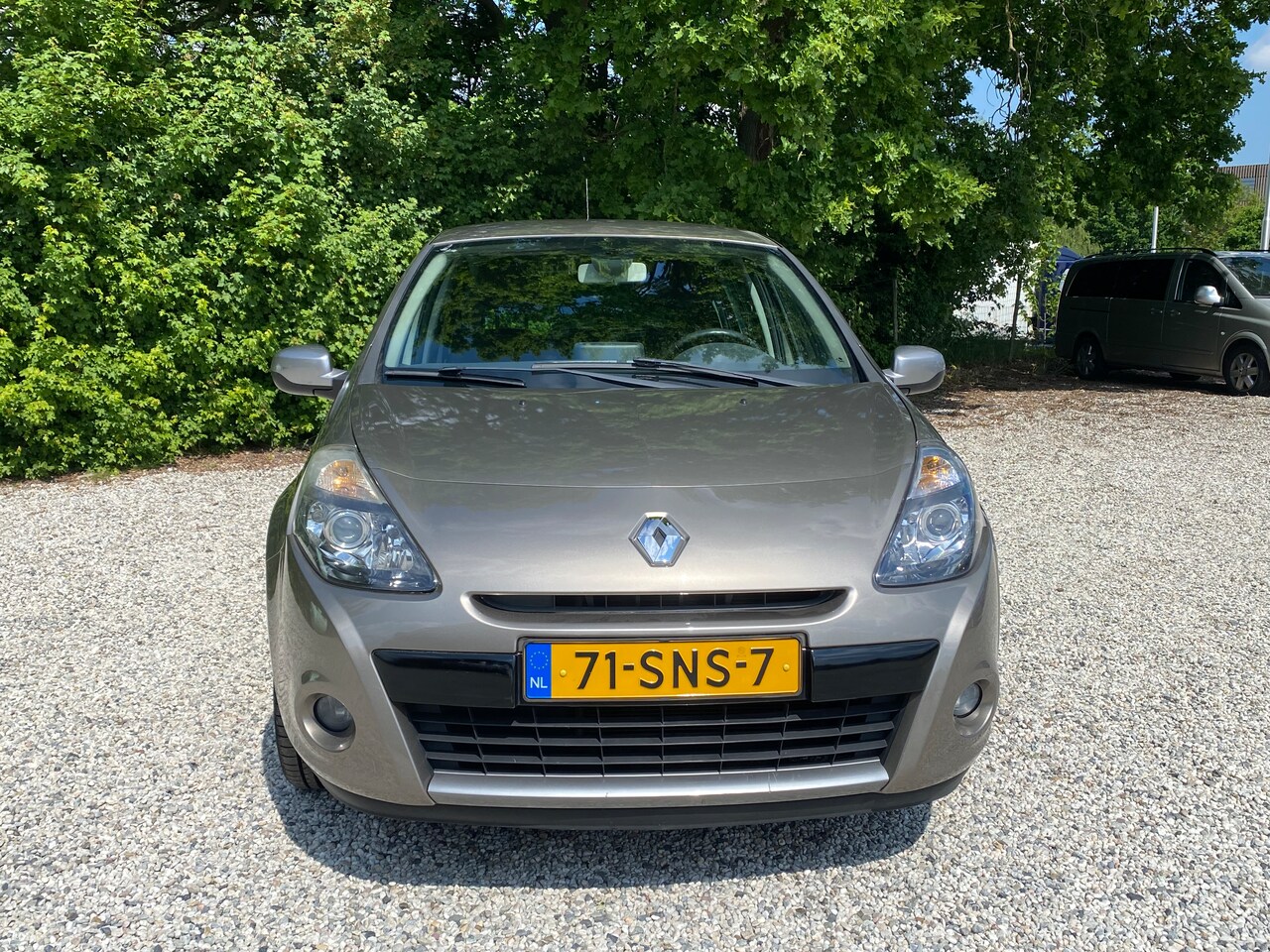 Renault Clio - 1.6  Night & Day afleveringsklaar !!!