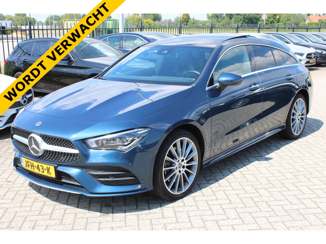 Mercedes-Benz CLA-klasse Shooting Brake - 250e AUT8 AMG Line PANORAMADAK SFEER CARPLAY KEY-LESS Go 19'' - AutoWereld.nl