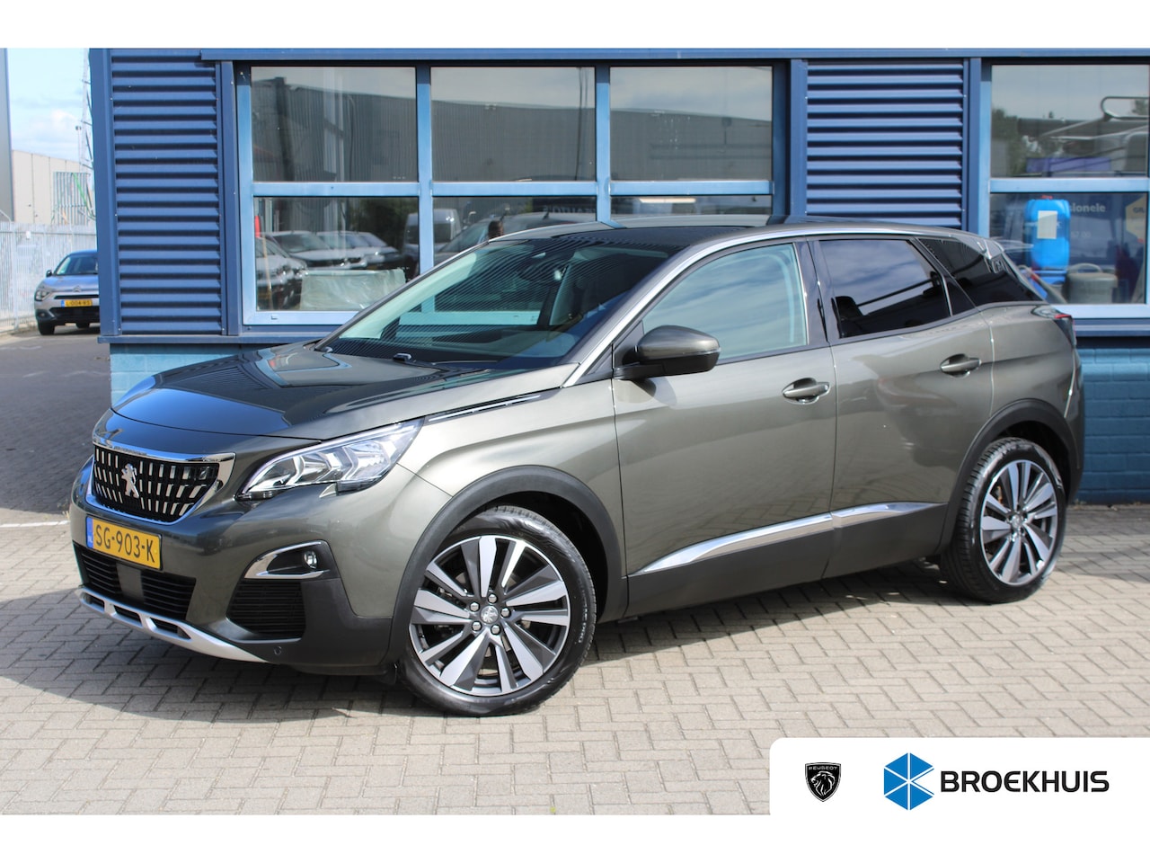 Peugeot 3008 - 1.2 PureTech Allure | Achterbank in delen neerklapbaar | Alarm klasse 1(startblokkering) | - AutoWereld.nl