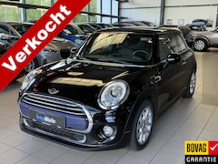 MINI Cooper - 1.5 Serious B | Automaat | Carplay | Xenon | PDC | Weinig KM | Interesse in een bezichtigi
