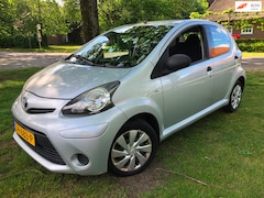 Toyota Aygo - 1.0 VVT-i Acces 5 DRS / Airco/ CV / Elek ramen