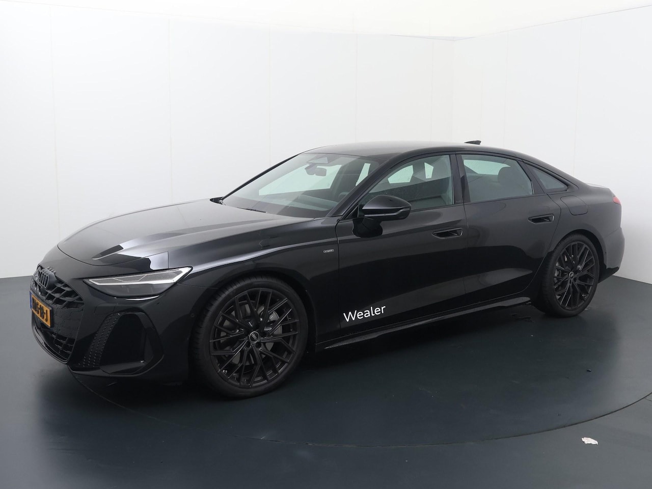Audi A6 Limousine - Pro Line 2.0 TFSI e 299 pk | Audi Sport velgen 21" | Sportstoelen Leder / Dinamica | Sfeer - AutoWereld.nl