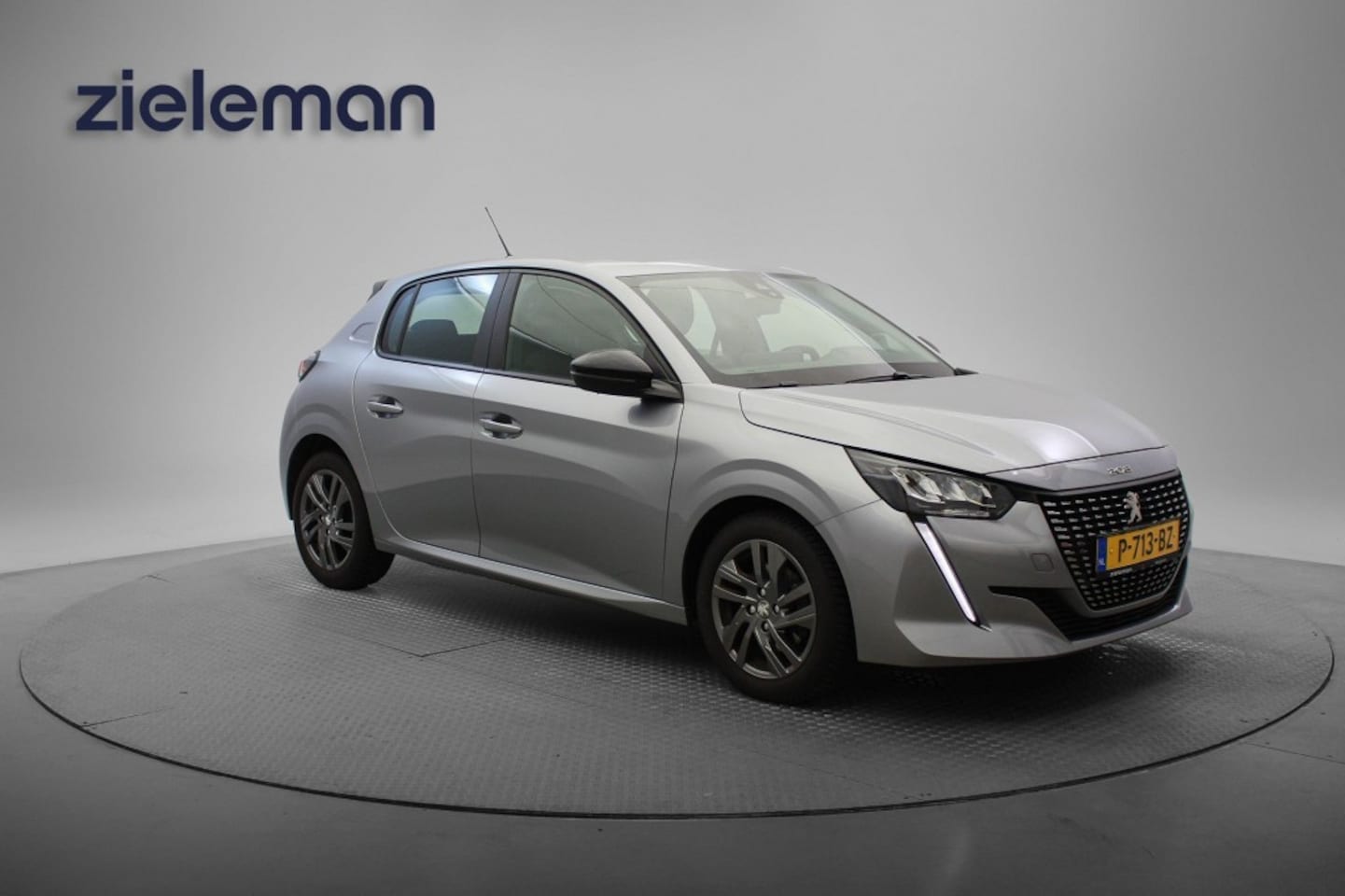 Peugeot 208 - 1.2 PureTech Active Pack - Carplay, Navi, Cruise - AutoWereld.nl