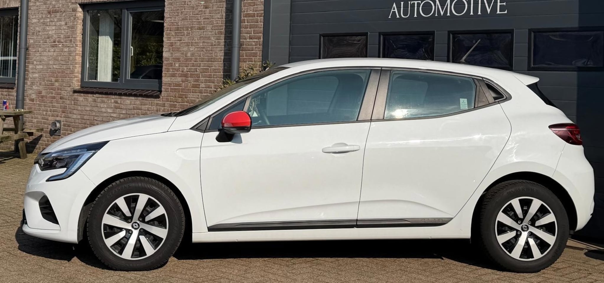 Renault Clio - 1.0 TCe 90 Equilibre|NAVI|AIRCO|LED| - AutoWereld.nl