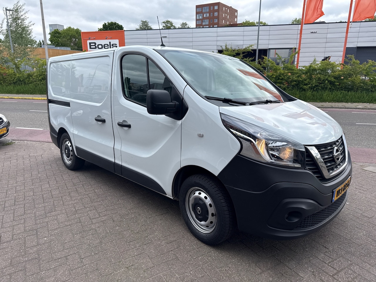 Nissan nv300 - 2.0 dCi 120 L1H1 Acenta 2.0 dCi 120 L1H1 Acenta - AutoWereld.nl