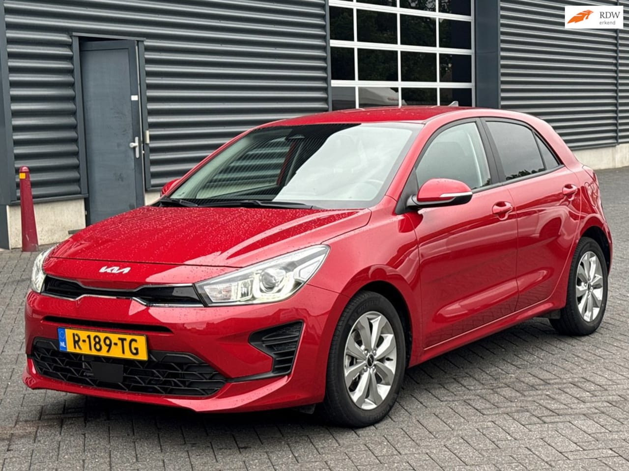 Kia Rio - 1.0 T-GDi MHEV GT-Line 1.0 T-GDi MHEV GT-Line, camera, navigatie, stuur verwarming - AutoWereld.nl
