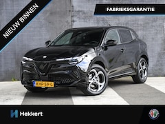 Alfa Romeo Junior - Sport Speciale 1.2 Turbo Hybrid 145pk Automaat TECHNO-PACK | 18''LM | DODE HOEK | STOELVER
