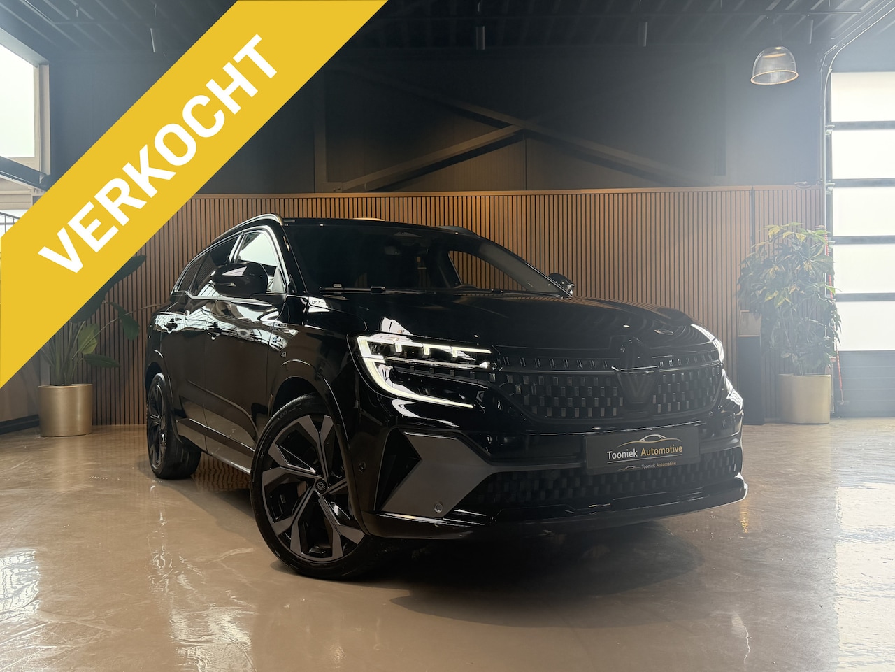 Renault Espace - E-Tech full hybrid 200 esprit Alpine 7p. 7Pers uit Half Stof Alcentara Navigatie en Climat - AutoWereld.nl