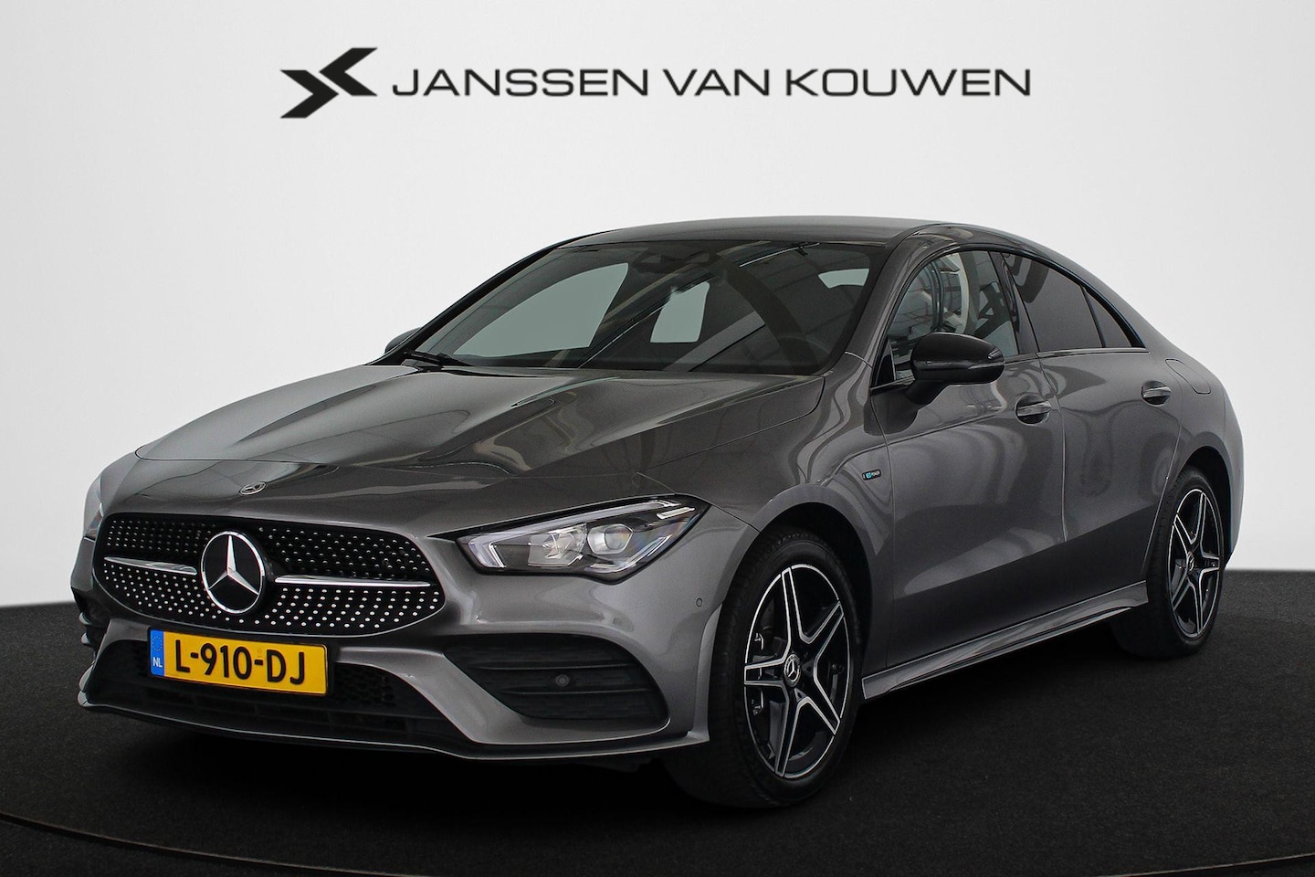 Mercedes-Benz CLA-Klasse - 250 e Business Solution AMG Limited SOH 97% Sfeerverlichting Stoelverwarming Widescreen Ac - AutoWereld.nl