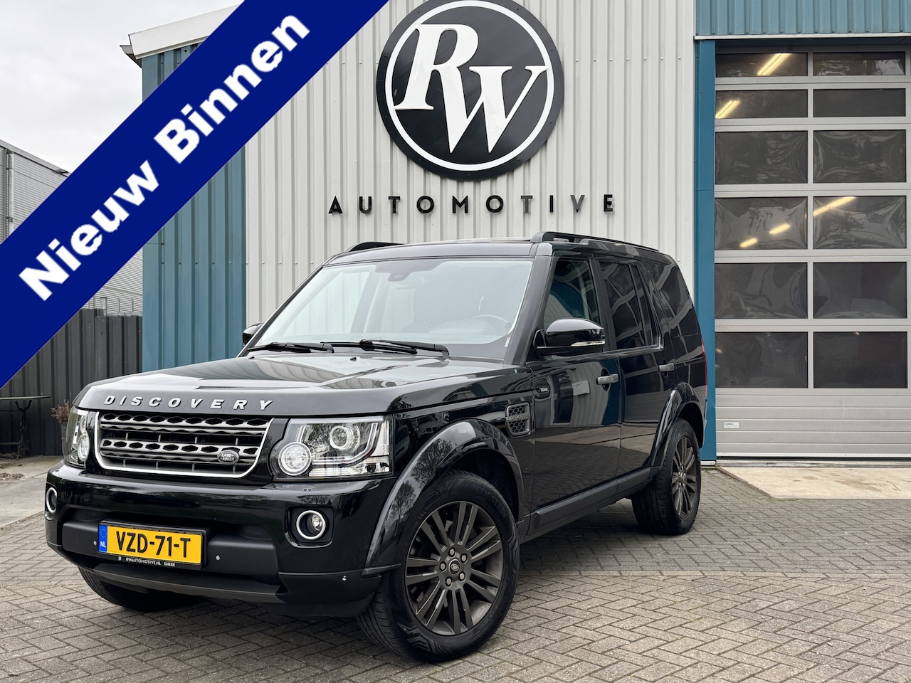 Land Rover Discovery - 3.0 HSE LED / Xenon / Dak / Camera / Stl verw / Str ver / Euro6 / Leder / 3500kg trekgew - AutoWereld.nl