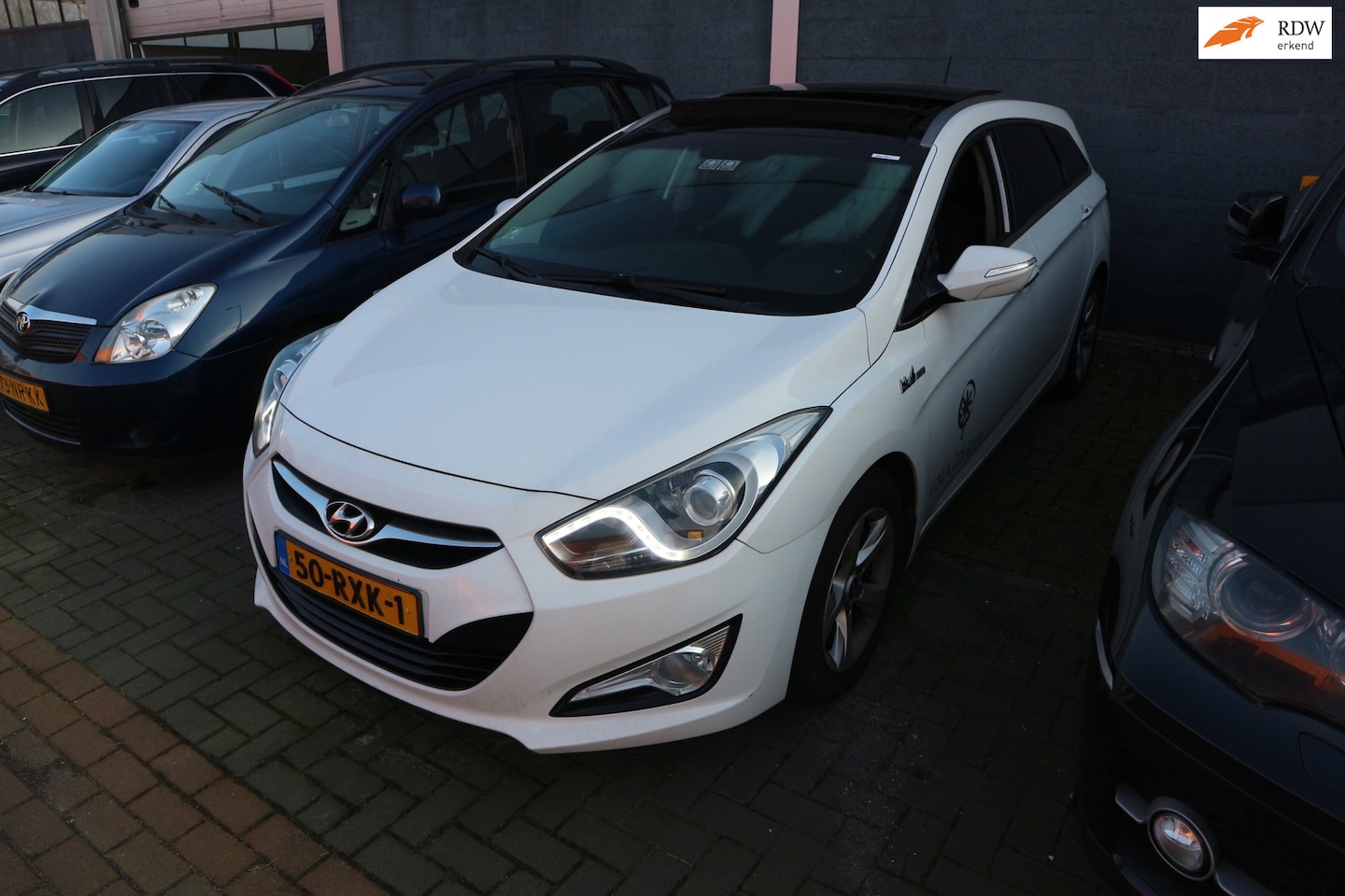 Hyundai i40 Wagon - 1.7 CRDi / LEES TEKST / BAK STUK / READ TEXT ! ! ! - AutoWereld.nl