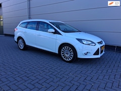 Ford Focus Wagon - 1.6 Lease Titanium / apk 7-5-2027