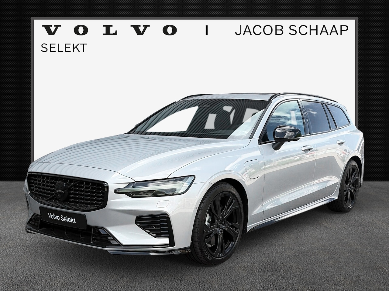 Volvo V60 - 2.0 T6 Plug-in hybrid AWD Ultimate Dark / Black Sheep / 19" 5-Spaaks Black  / H&K Audio / - AutoWereld.nl
