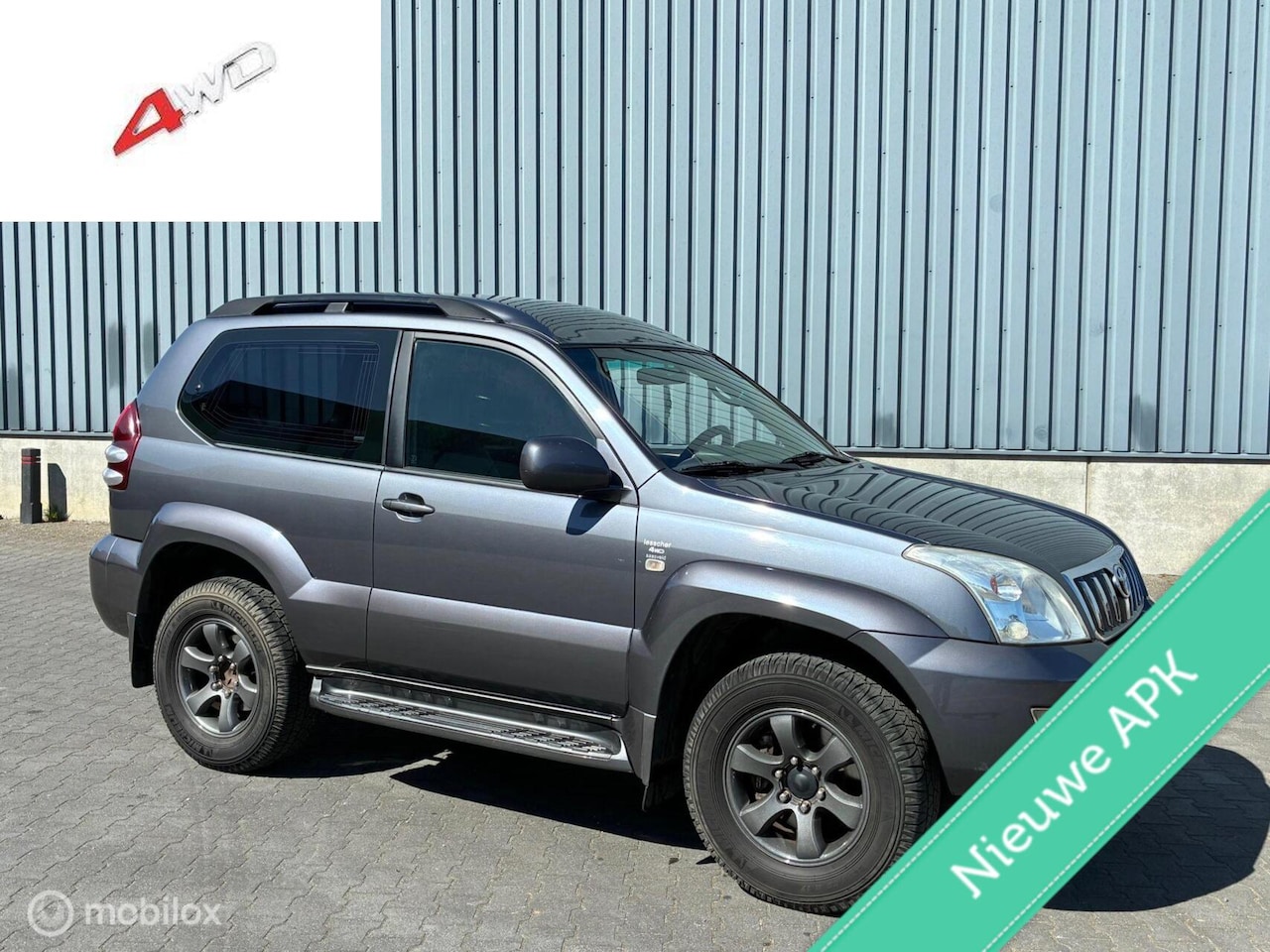 Toyota Land Cruiser - 3.0 D-4D Blind Van 4WD AIRCO - AutoWereld.nl