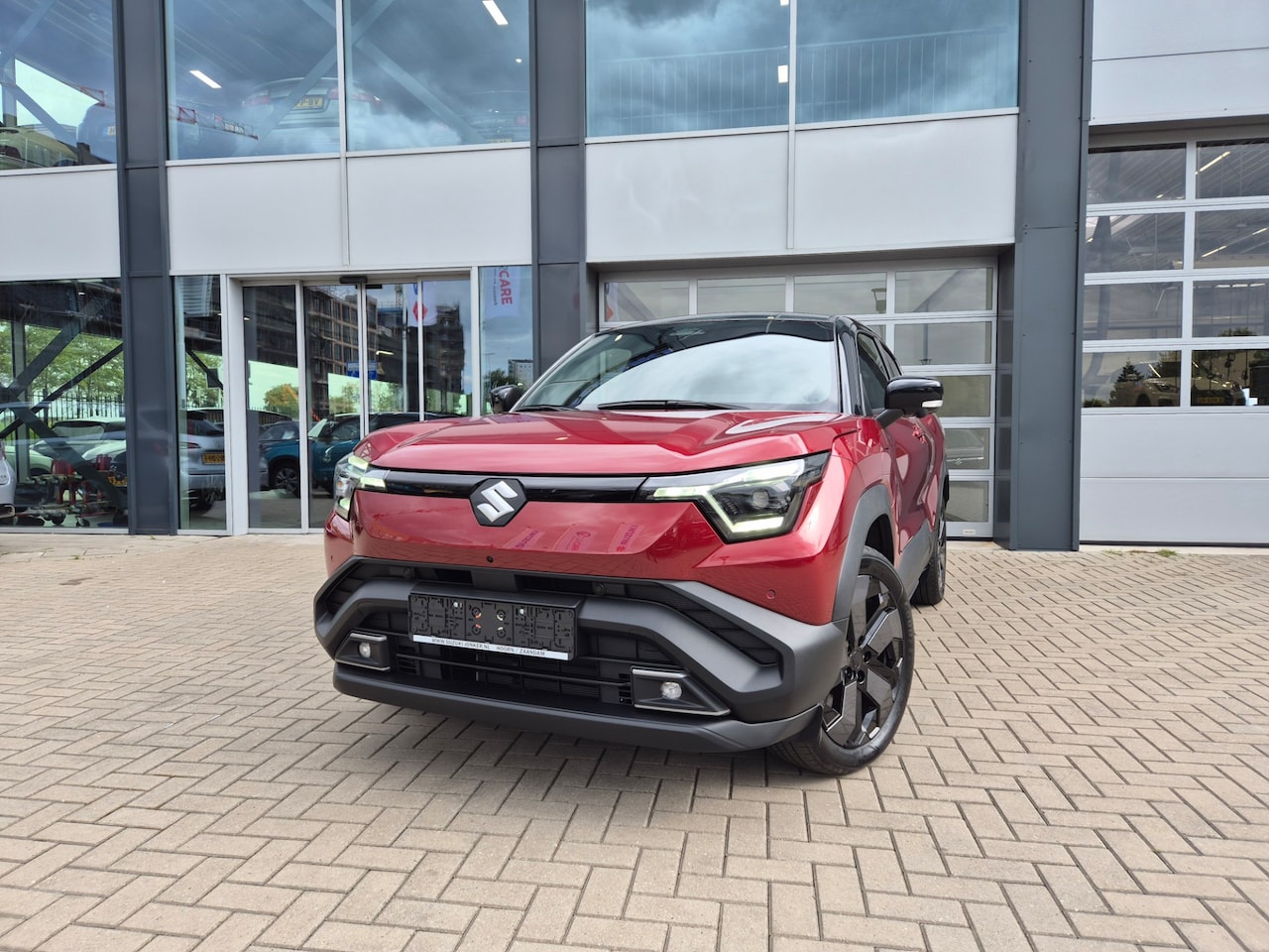 Suzuki e Vitara - Style 61 kWh NU MET € 2.000,- KORTING!!! - AutoWereld.nl