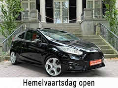Ford Fiesta - 1.6 ST2 182Pk Navi Camera Leder Cruise Climate Ctr Stoelverwarming Full Options