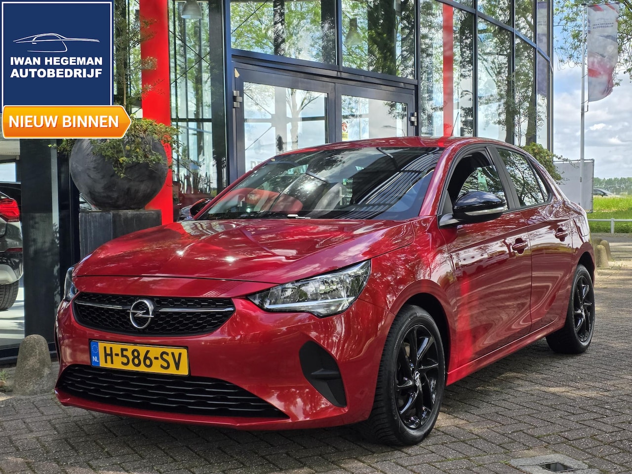 Opel Corsa - 1.2 Edition | Airconditioning | Apple CarPlay/Android Auto | PDC + Camera | LM velgen - AutoWereld.nl