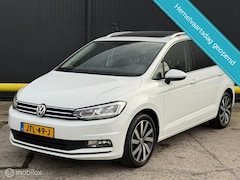 Volkswagen Touran - 1.4 TSI Highline ACC|AUTOMAAT|PANO