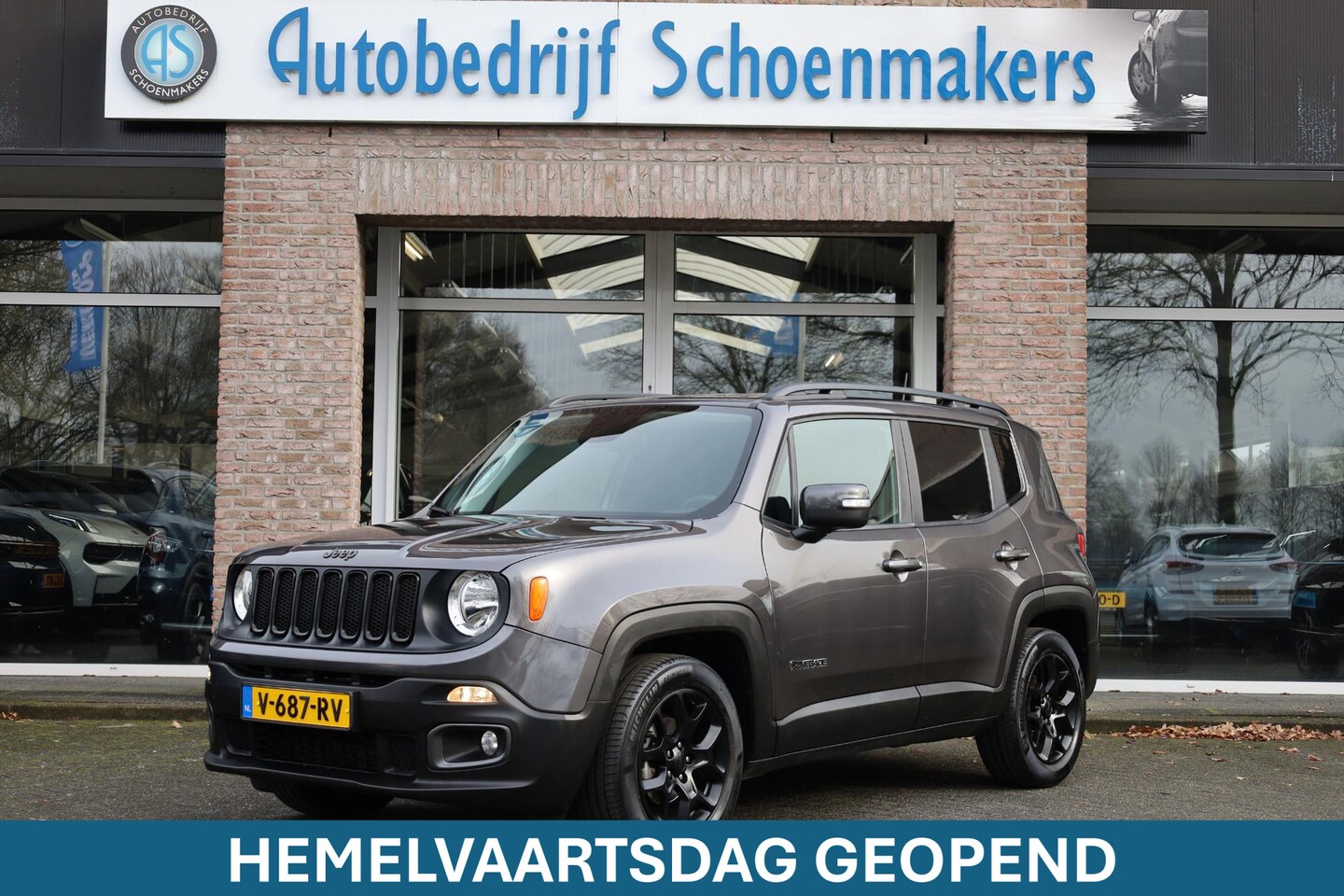 Jeep Renegade - 1.4 MultiAir Longitude GRIJS KENTEKEN! CARPLAY DAB CLIMA NAVI VOICE PDC 17''LMV NAP (OMBOU - AutoWereld.nl