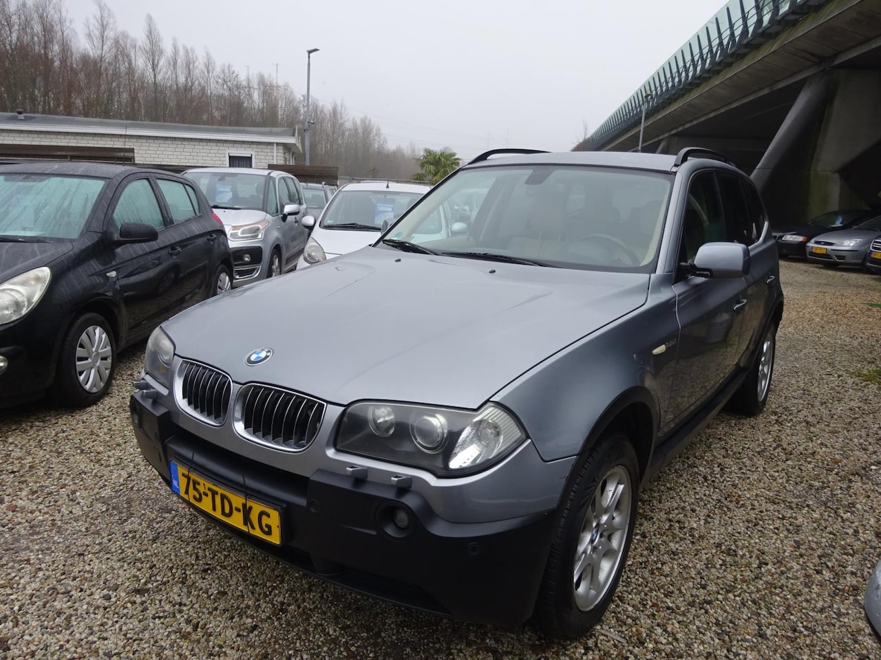 BMW X3 - 2.5i High Executive 2.5i High Executive, Automaat, Navigatie, Airco - AutoWereld.nl