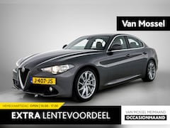 Alfa Romeo Giulia - 2.0T Super | Trekhaak | Memory stoelen | PDC |