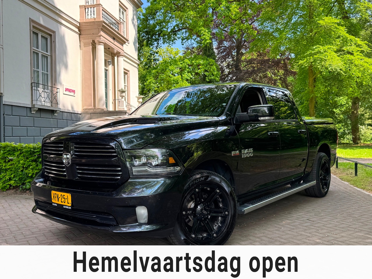 Dodge Ram 1500 - 5.7 V8 4x4 Quad Cab 6'4 LPG NL-Auto Wide Body Bypass Syst Alpine Sound Pano Camera Marge F - AutoWereld.nl
