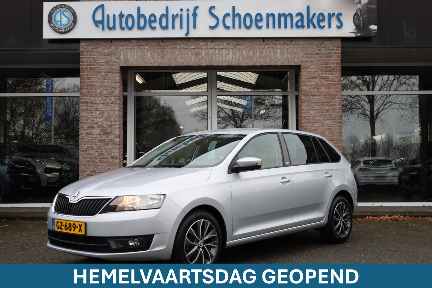 Skoda Rapid Spaceback - 1.2 TSI Greentech Edition TREKHAAK STOELVERW. CRUISE CLIMA NAVI PDC LMV NAP - AutoWereld.nl