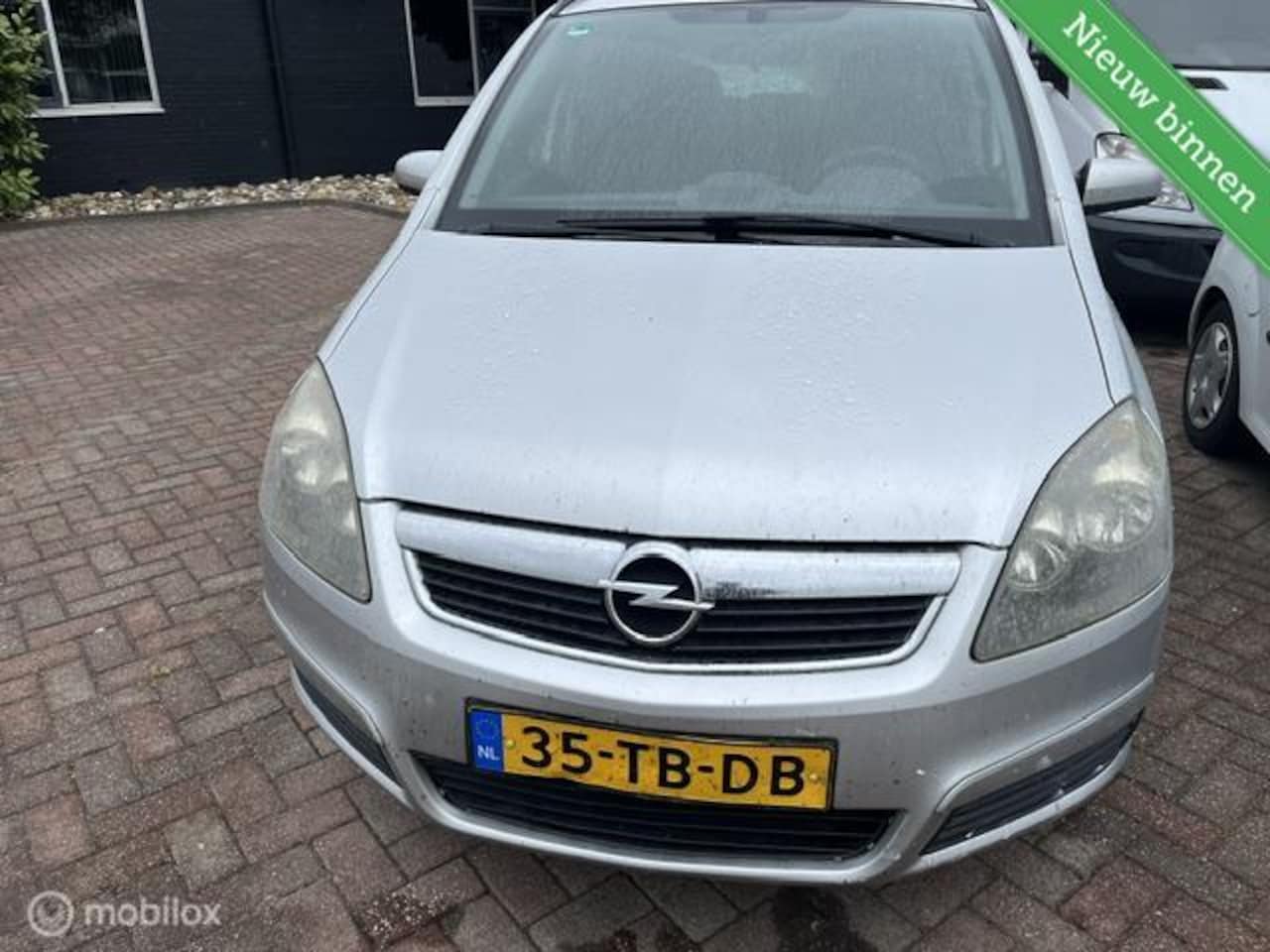 Opel Zafira - 1.8 7.P - AutoWereld.nl