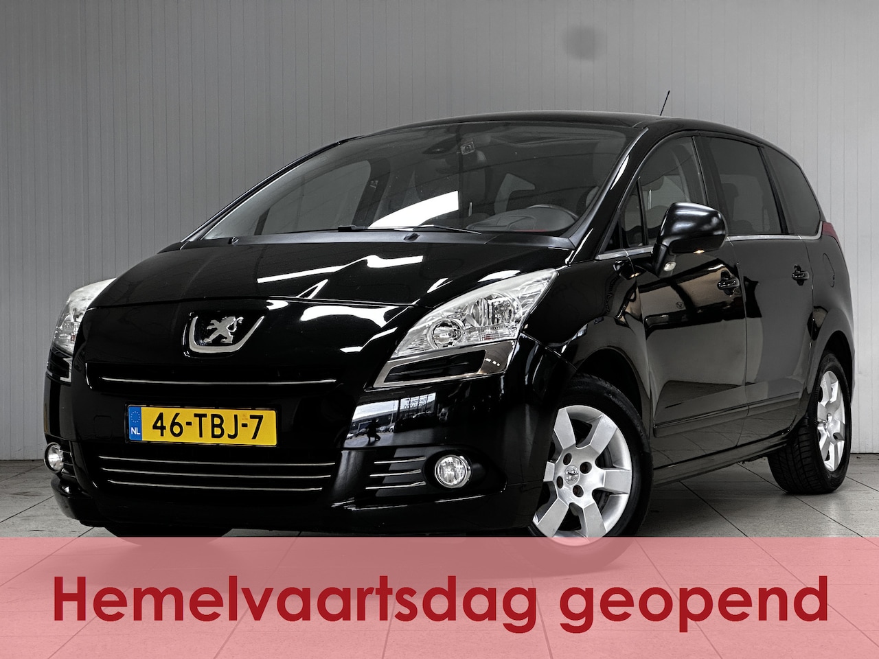 Peugeot 5008 - 1.6 THP Family 7persoons!./ HISTORIE/ Ketting Verv./ Pano-Dak/ 16''LMV/ Stoelverw./ Trekha - AutoWereld.nl