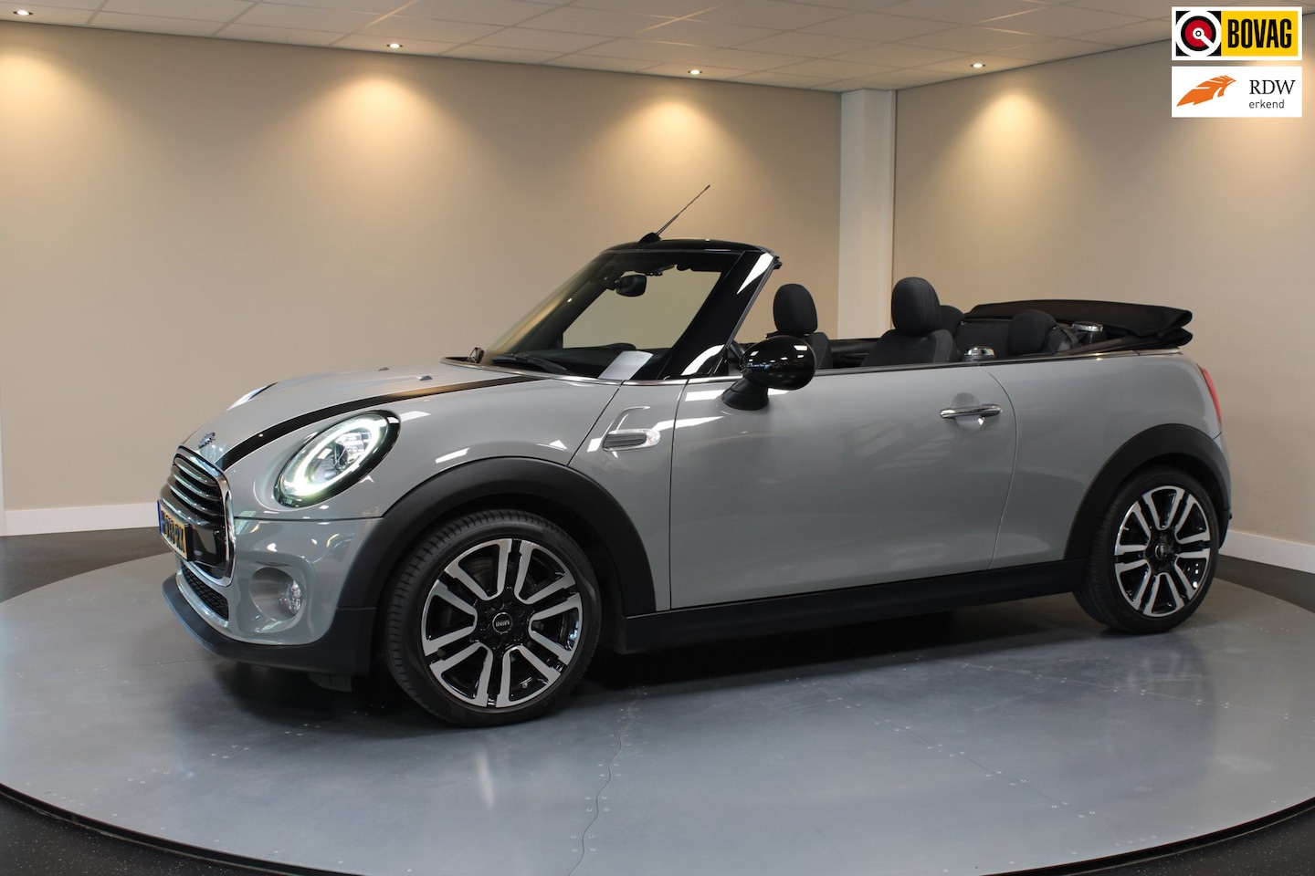 MINI Cabrio - Mini 1.5 Cooper Salt *Automaat* Carplay|Stoelverw.|Union-Jack|Navi|Cruise|PDC|Sfeerverlich - AutoWereld.nl