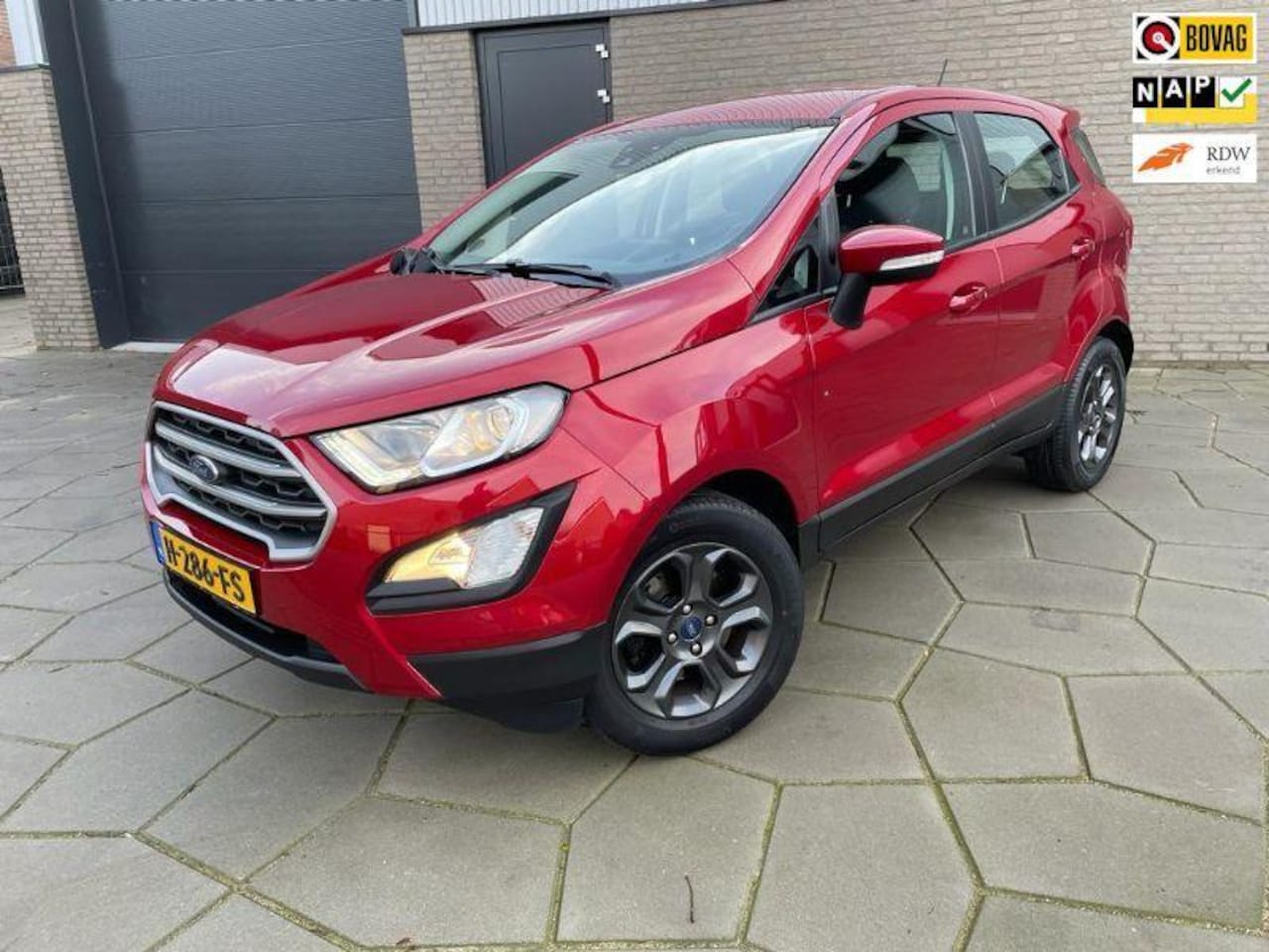 Ford EcoSport - 1.0 EcoBoost Conn.|Hoge instap |Grijze 16 Inch l.m. velgen|Blue-Tooth|DAB ontvangst| - AutoWereld.nl