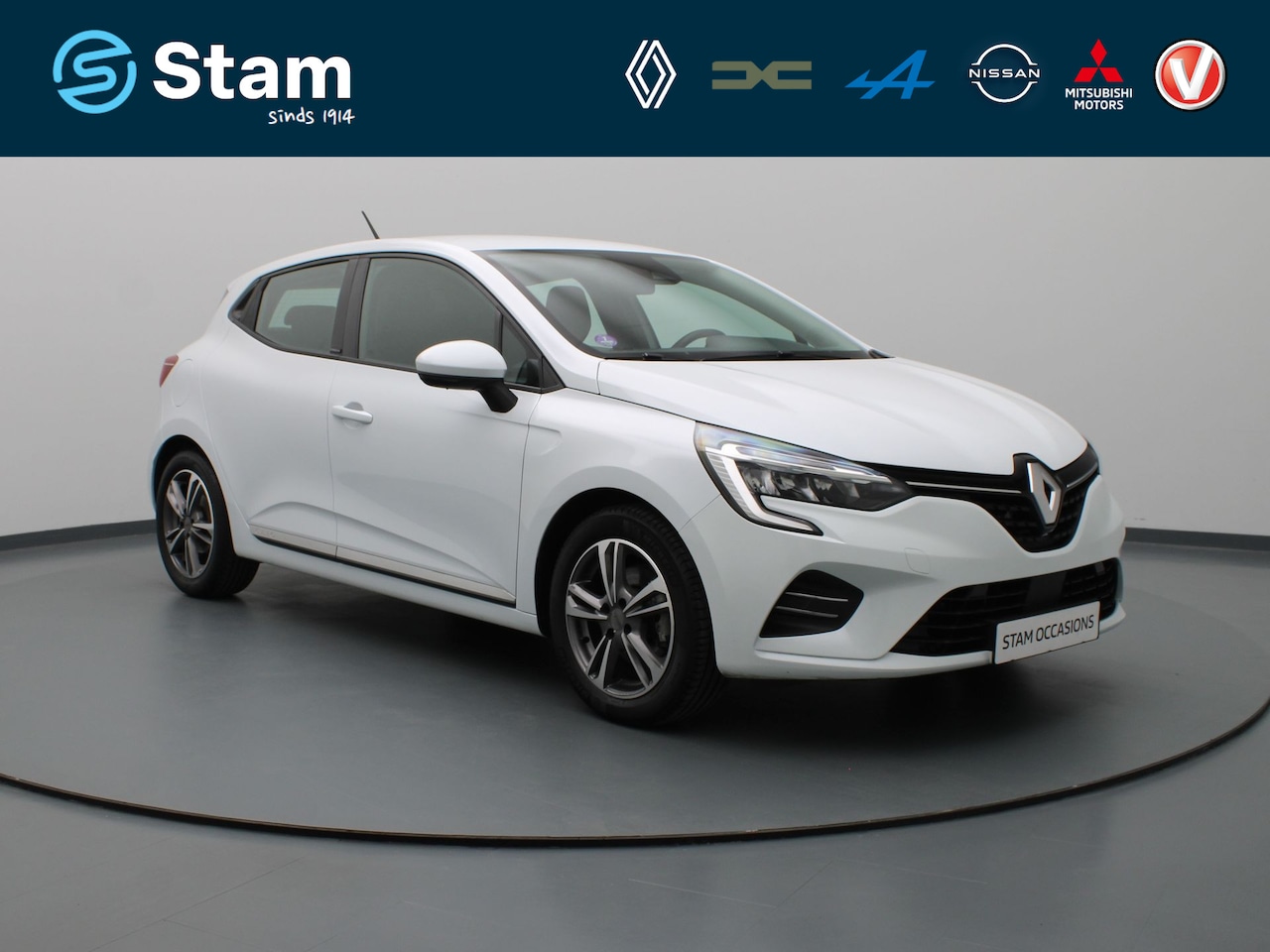 Renault Clio - E-Tech Hybrid Business Zen 140pk Airco | Cruise | Navi | Parkeersens. achter | Trekhaak - AutoWereld.nl