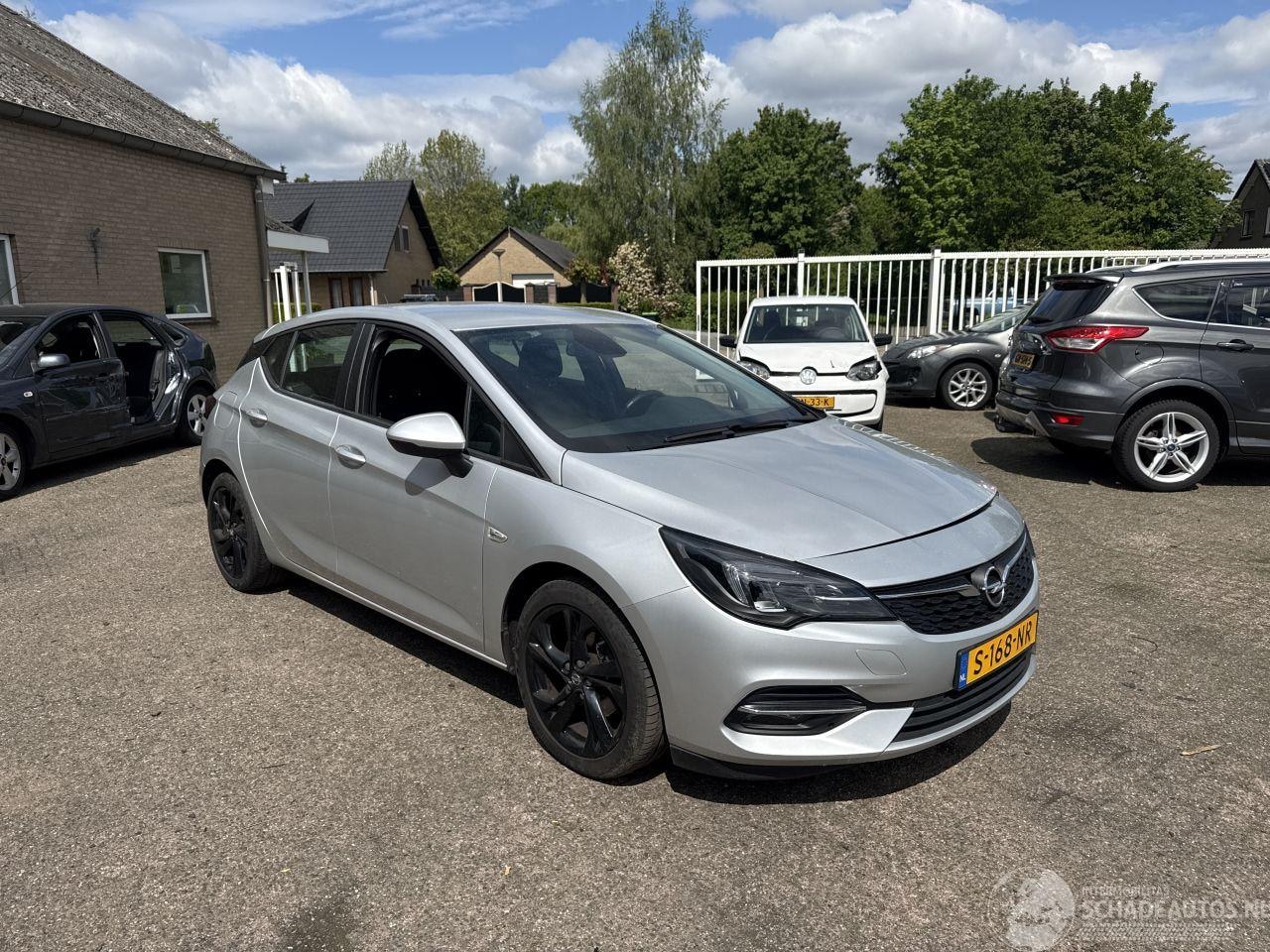 Opel Astra - 1.2 Business Edition REST BPM €300,-!!! - AutoWereld.nl