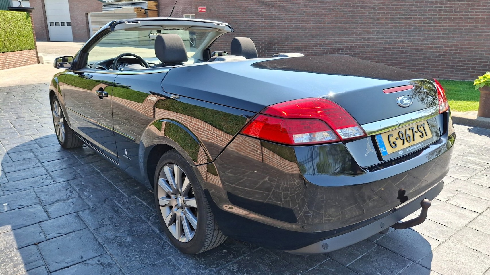 Ford Focus Coupé-Cabriolet - 2.0 Nw APK bij aflevering Airco Nette Unieke&Eerlijke auto Inruil Mogelijk - AutoWereld.nl