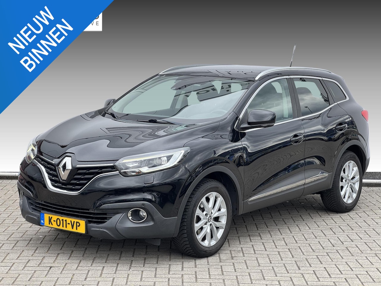 Renault Kadjar - TCe 130 EDC Limited TREKHAAK | STOELVERWARMING | PDC - AutoWereld.nl