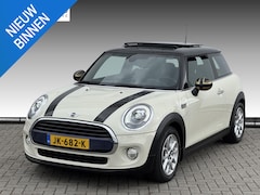 MINI Cooper - 1.5 Chili Serious Business NL-AUTO | PANODAK | LED