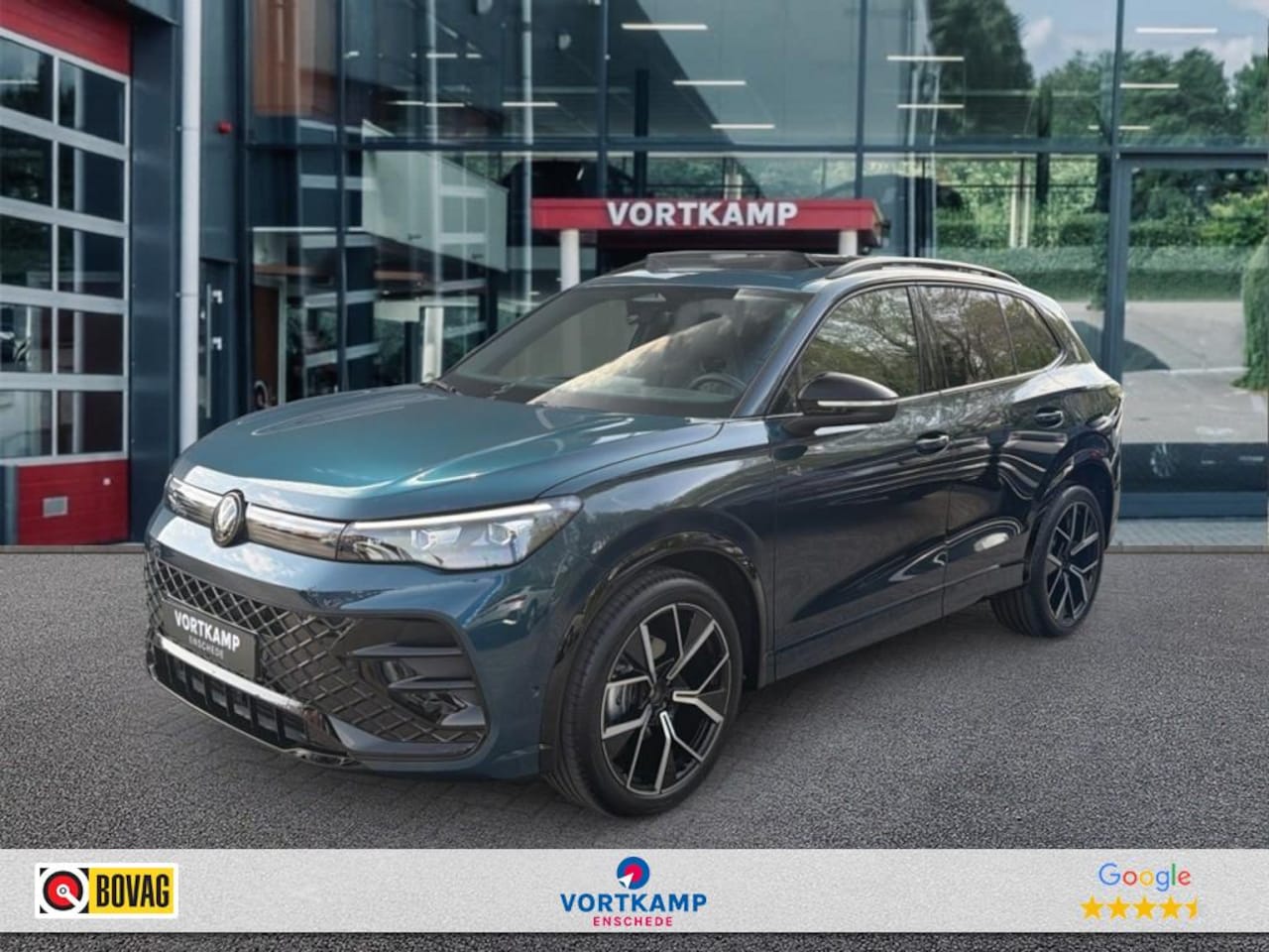 Volkswagen Tiguan - 1.5 eTSI R-LINE TREKHAAK/PANO-DAK/ELEK-KLEP/CAMERA/ACC/HUD/STOEL+STUURVERW - AutoWereld.nl