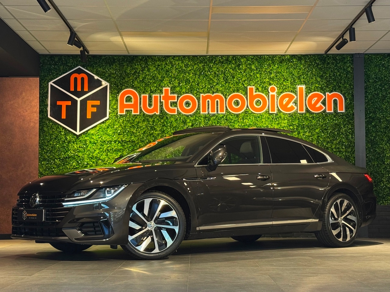 Volkswagen Arteon - 2.0 TSI 3c R-Line|PANO|HUD|VIRTUAL|MASSAGE|ACC|LANEASS. - AutoWereld.nl